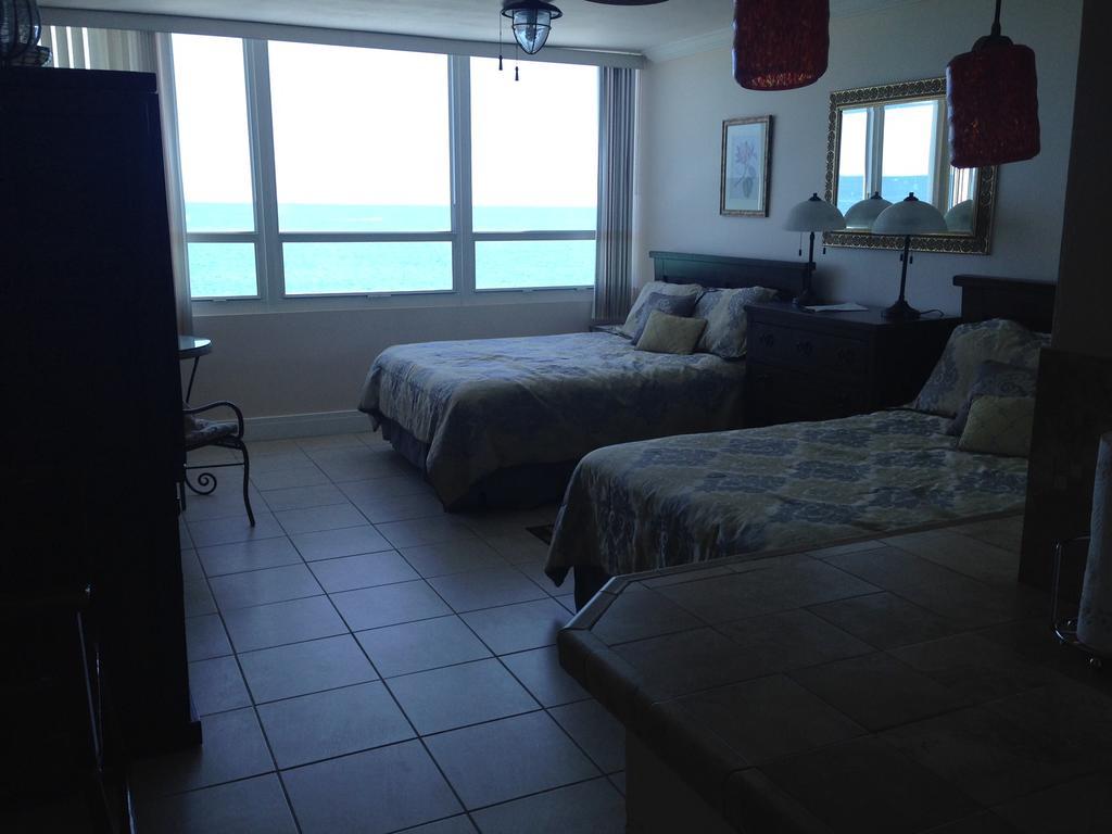 Ocean Front Studio Units Маями Бийч Екстериор снимка