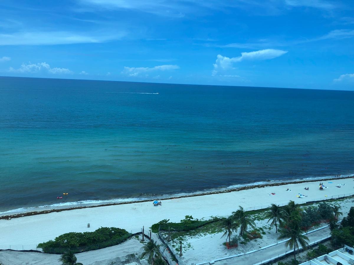 Ocean Front Studio Units Маями Бийч Екстериор снимка