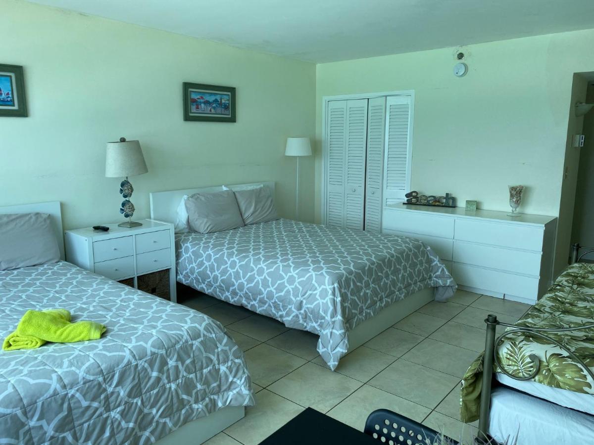 Ocean Front Studio Units Маями Бийч Екстериор снимка